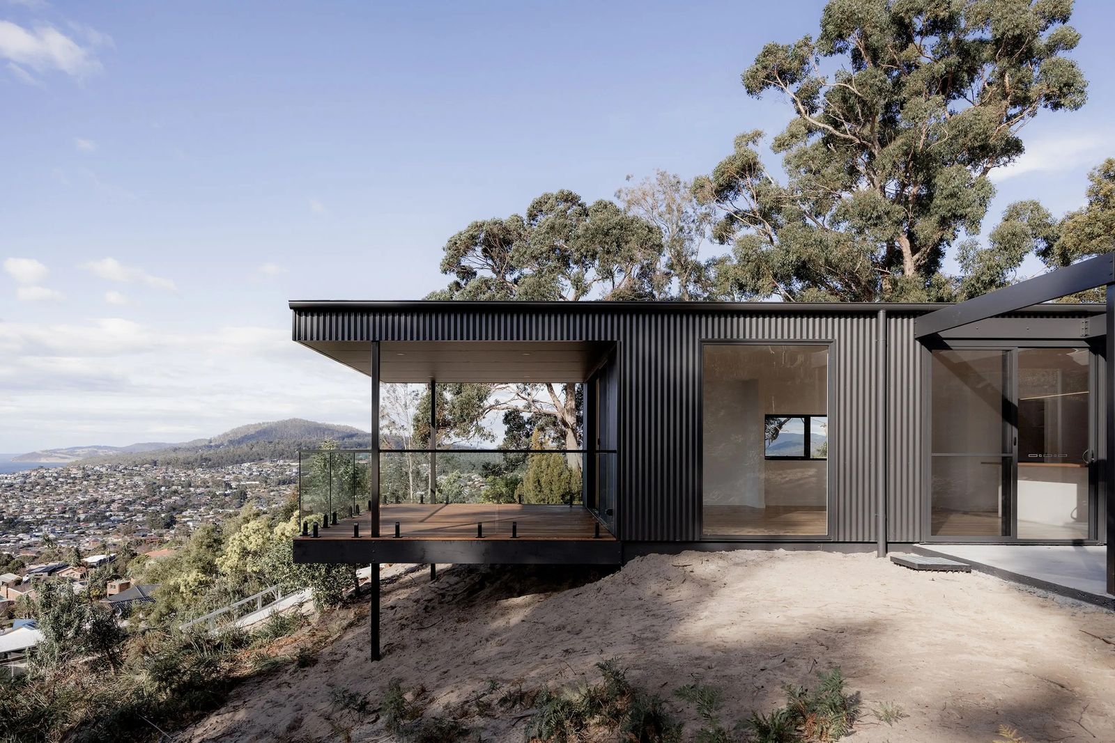 Lookout Home, Blackmans Bay